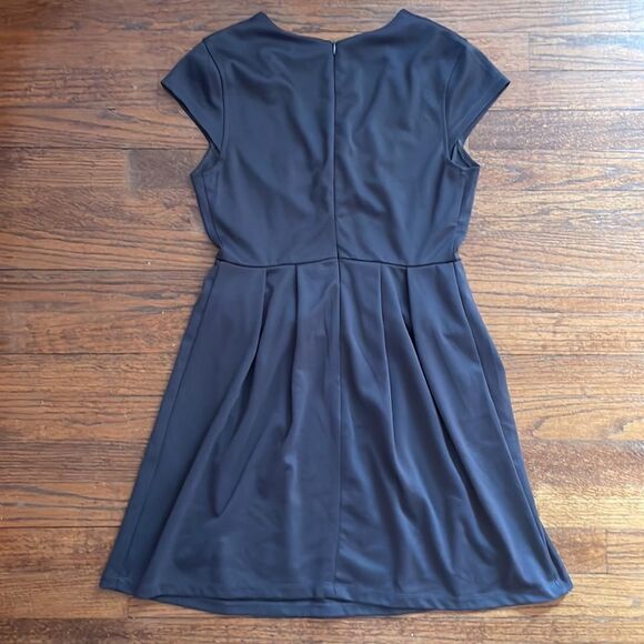 Altar’d State Charcoal V-Neck Cap Sleeve Dress - Picture 6 of 6